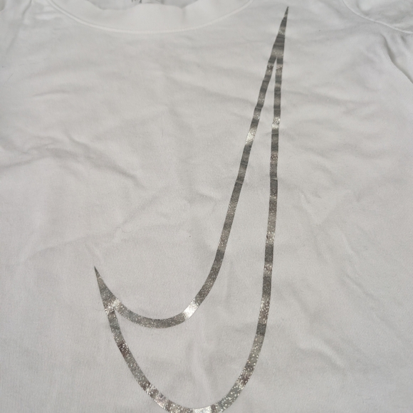 Nike Kids Outfit Set White T-Shirt And Black Leggings - Picture 4 of 8